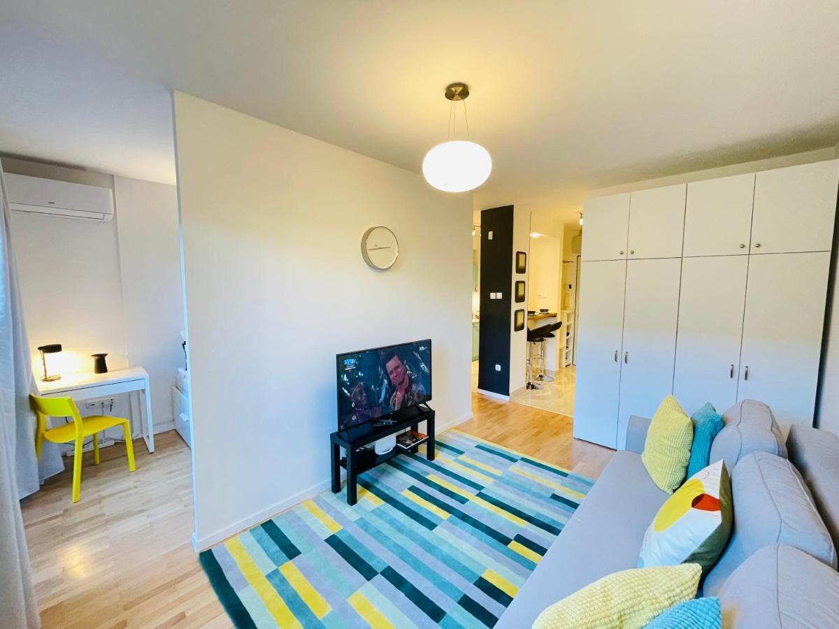 Peony Hollo Apartment - Free Garage Under The House Boedapest Buitenkant foto